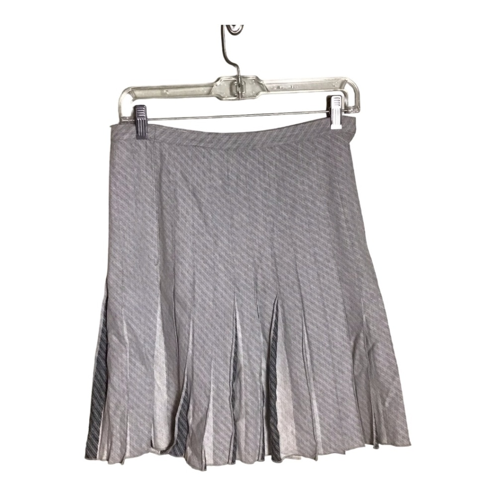 Club Monaco Women's Gray  Wool Blend Pleated Skirt Size 4 EUC
